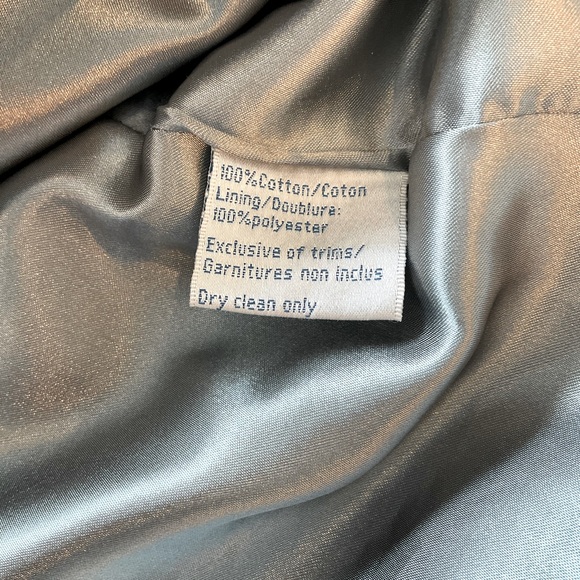 SOLD - ✨HOST PICK✨Black and White Swing Coat - M - Picture 4 of 4